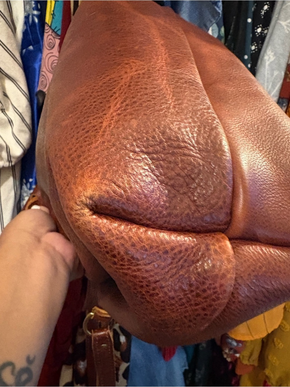 Portland Leather Goods | Large Bucket Bag | Nutmeg - Picture 9 of 17